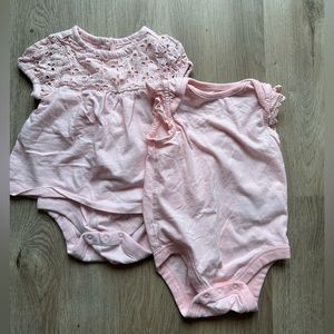 Baby Gap Short Sleeved Eyelet Onesies in Light Pink, 3-6 months